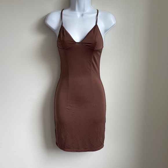 I.AM.GIA Chocolate Brown Slip - Picture 1 of 8